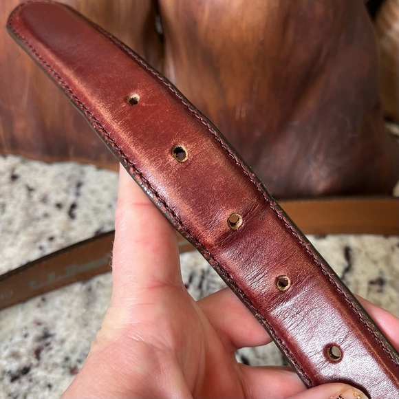 Vintage LL Bean Men's Brown Leather Belt - Picture 4 of 6